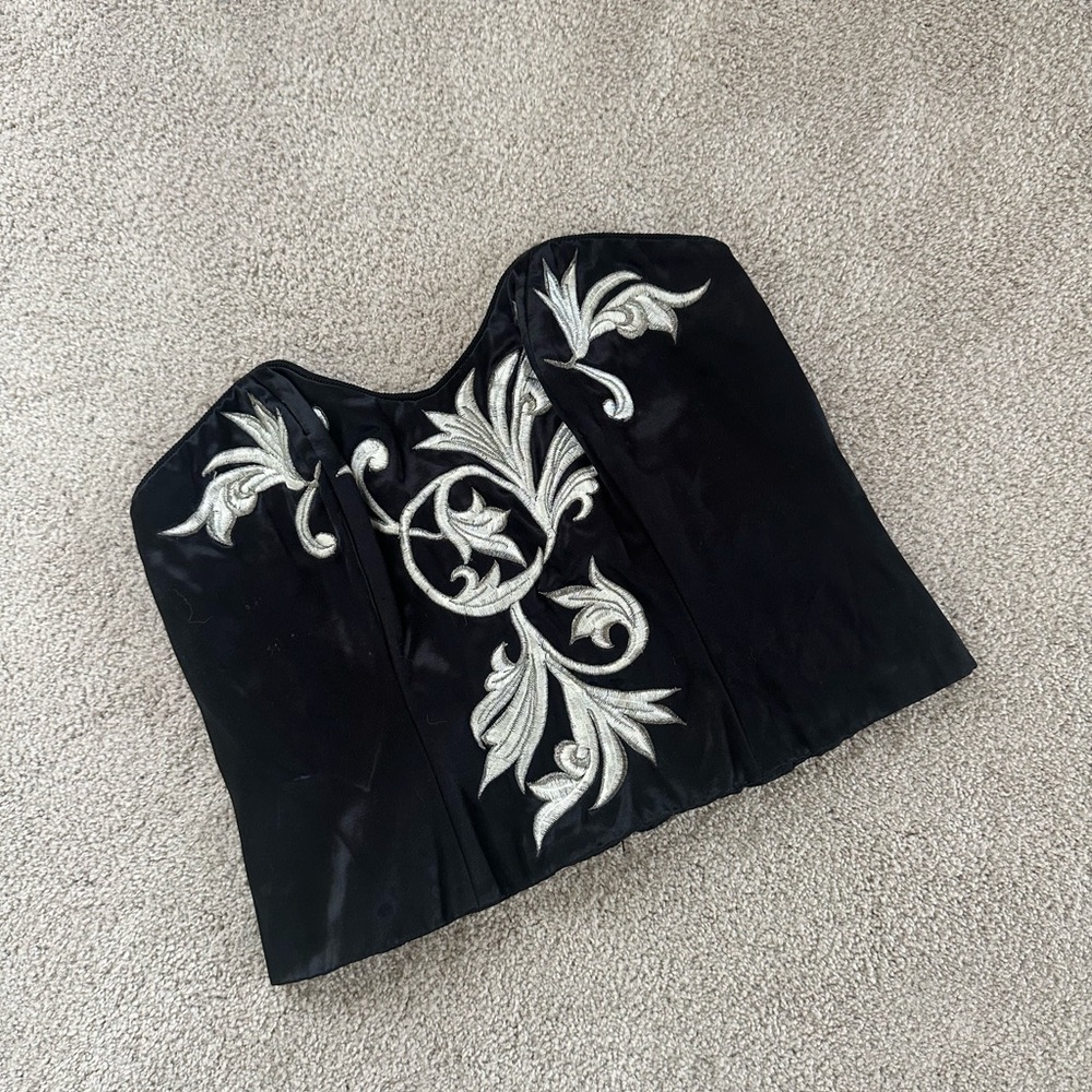 Natori embroidered corset